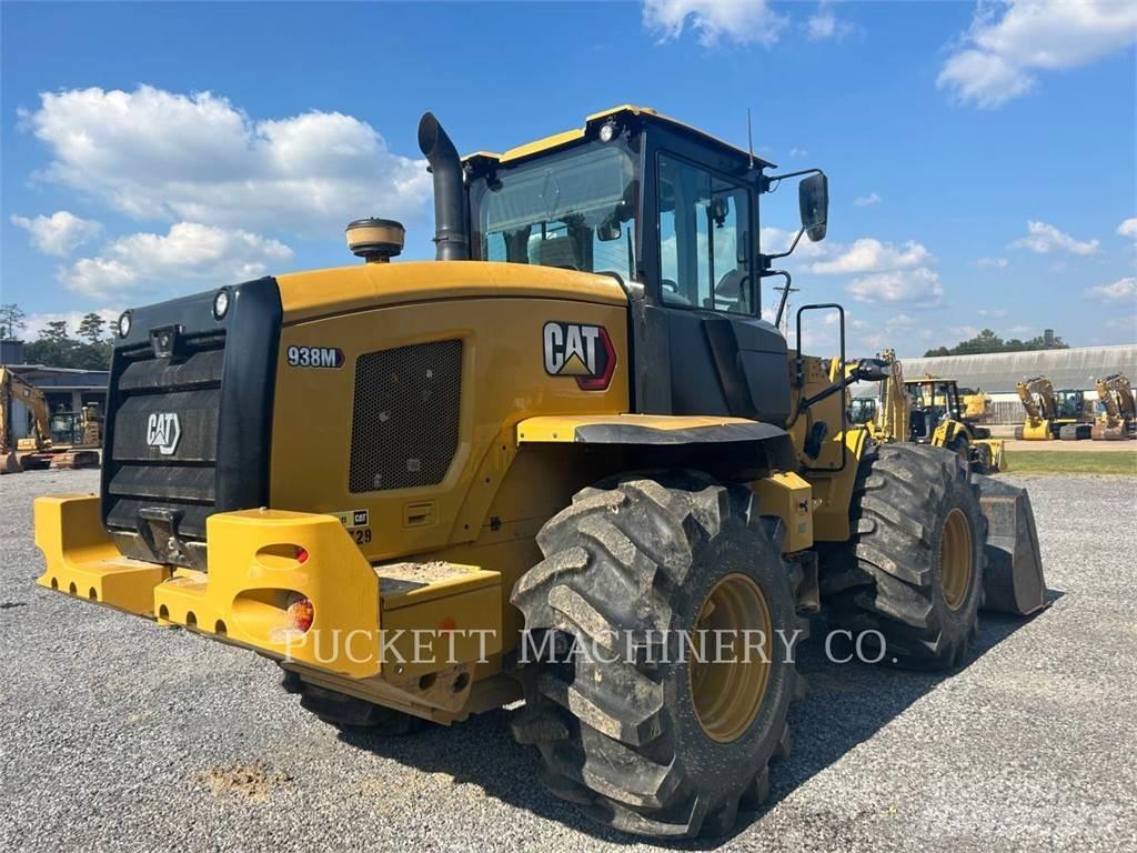 CAT 938M Gumikerekes homlokrakodók