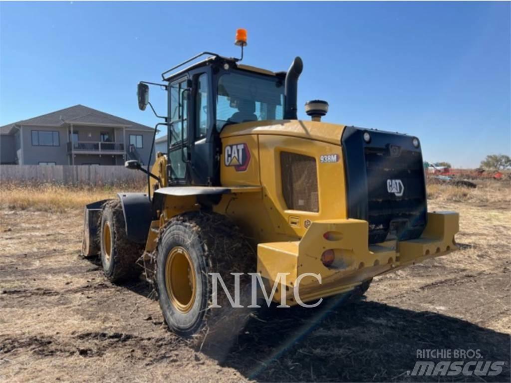 CAT 938M Gumikerekes homlokrakodók