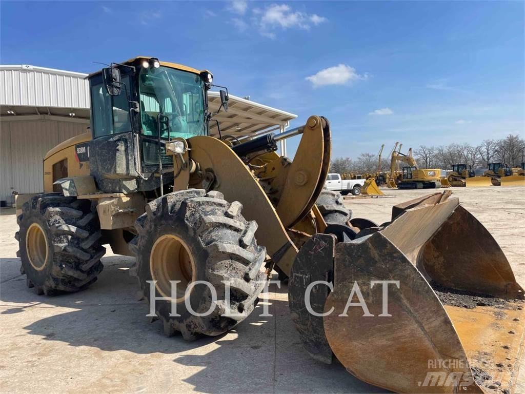 CAT 938M Gumikerekes homlokrakodók