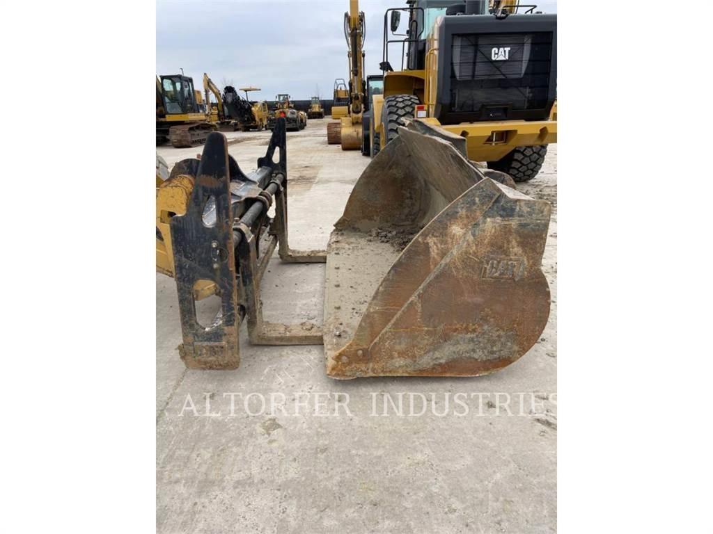 CAT 938M Gumikerekes homlokrakodók
