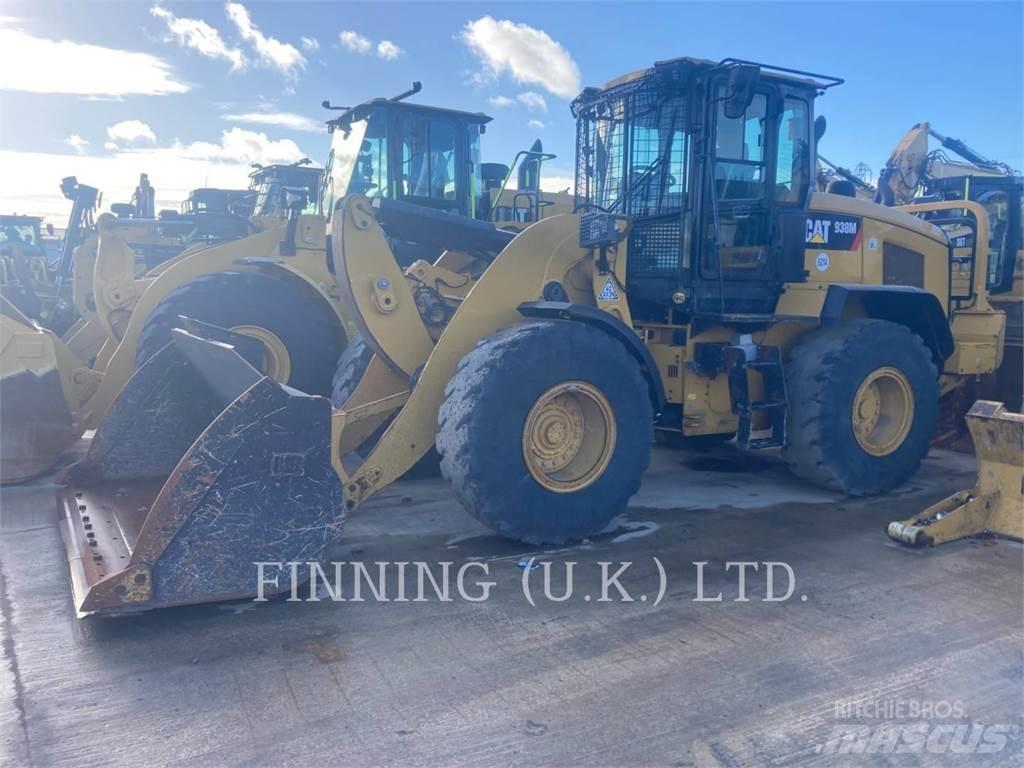 CAT 938M Gumikerekes homlokrakodók