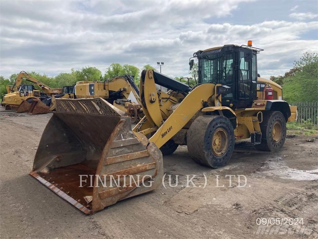CAT 938M Gumikerekes homlokrakodók