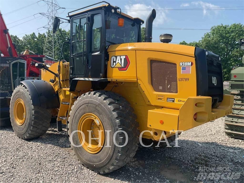 CAT 938M Gumikerekes homlokrakodók