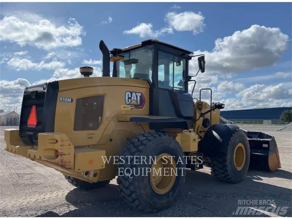 CAT 938M Gumikerekes homlokrakodók