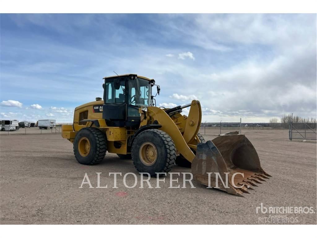 CAT 938M Gumikerekes homlokrakodók