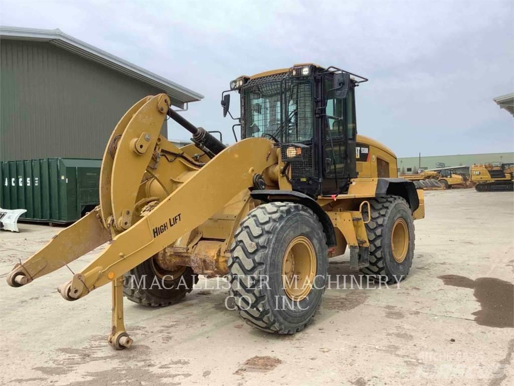 CAT 938M Gumikerekes homlokrakodók