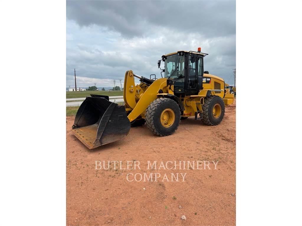 CAT 938M Gumikerekes homlokrakodók