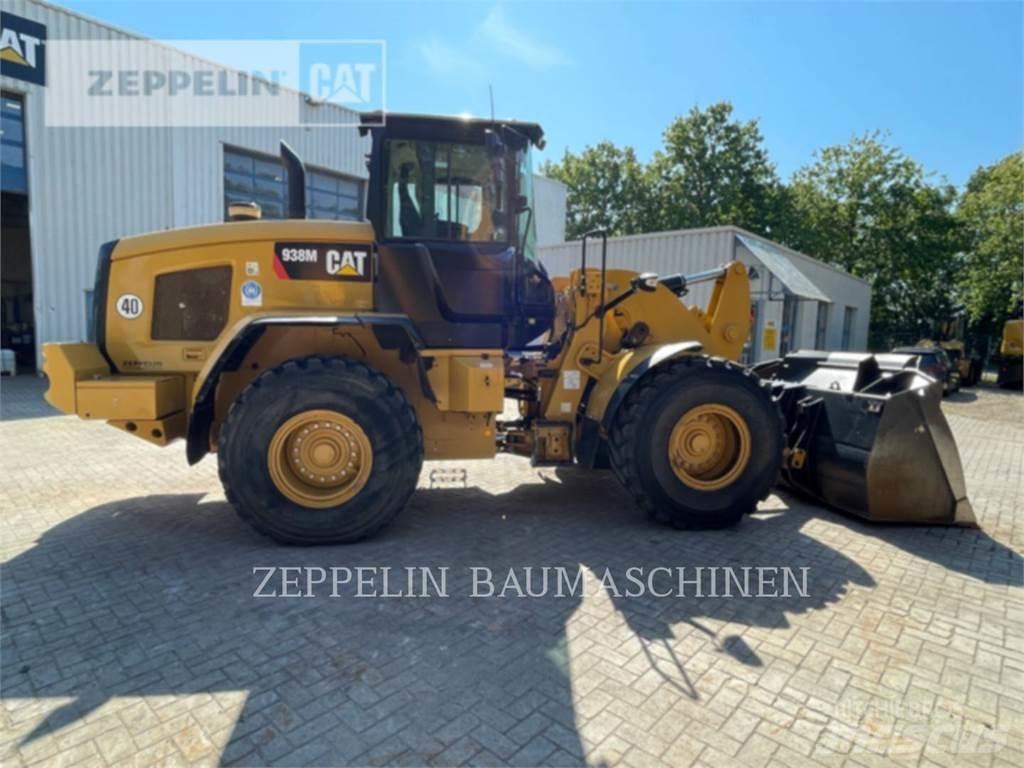 CAT 938M Gumikerekes homlokrakodók