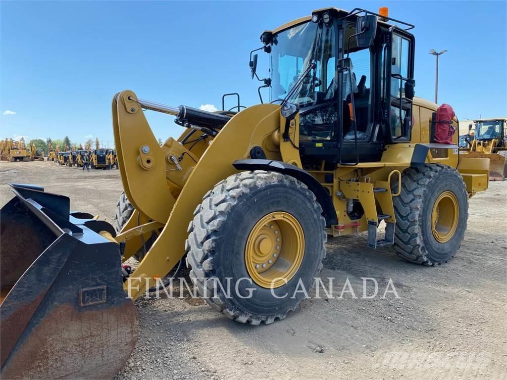 CAT 938M Gumikerekes homlokrakodók