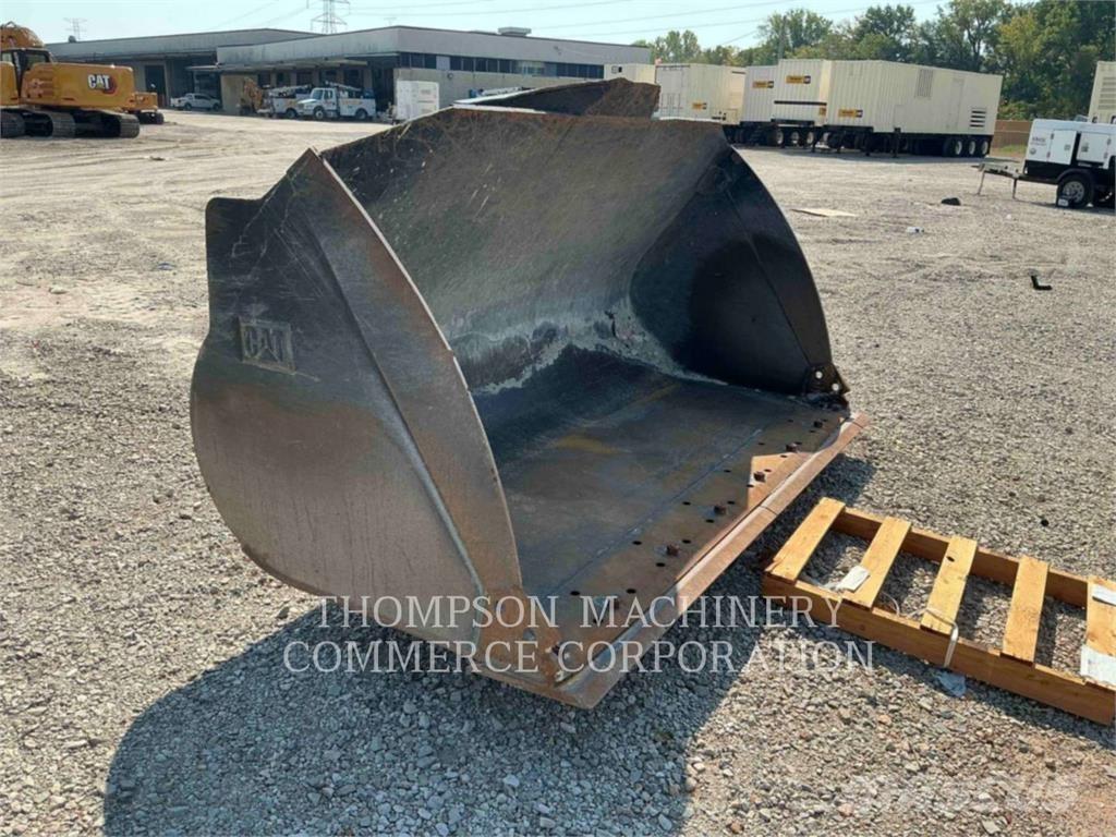 CAT 938M Gumikerekes homlokrakodók
