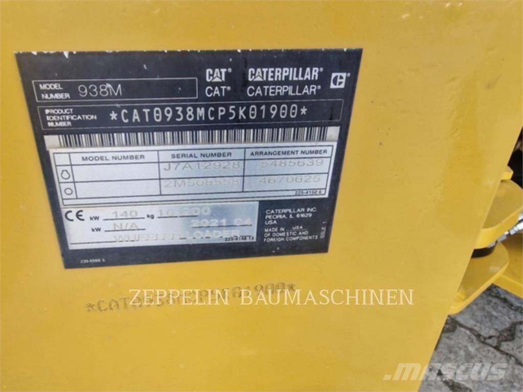CAT 938M Gumikerekes homlokrakodók