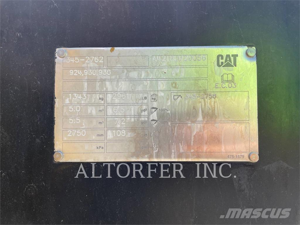 CAT 938M Gumikerekes homlokrakodók