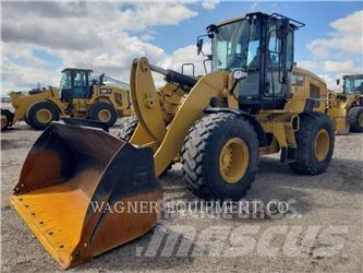 CAT 938M Gumikerekes homlokrakodók