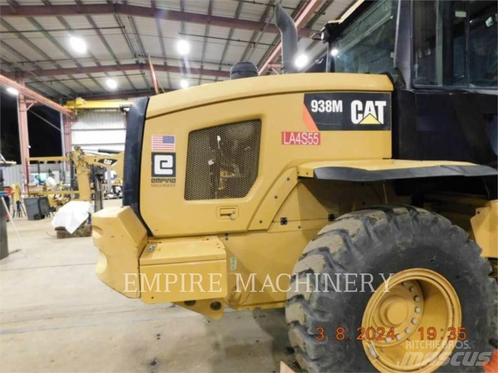 CAT 938M FC Gumikerekes homlokrakodók