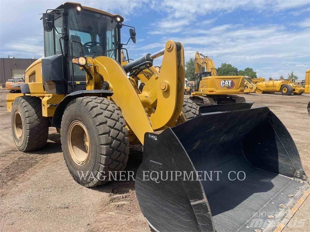 CAT 938M FC Gumikerekes homlokrakodók