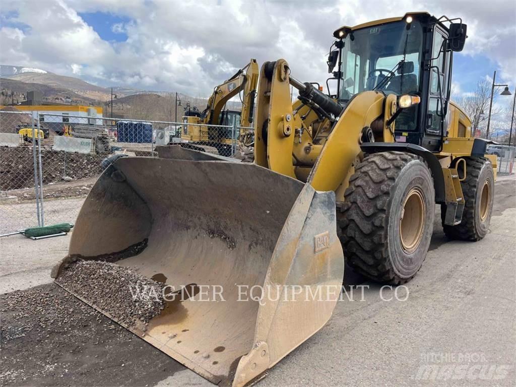 CAT 938M FC Gumikerekes homlokrakodók