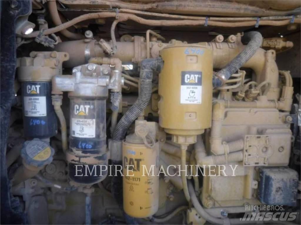 CAT 938M FC Gumikerekes homlokrakodók