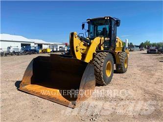 CAT 938M FC Gumikerekes homlokrakodók