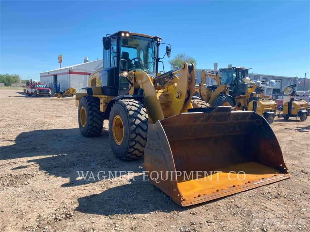 CAT 938M FC Gumikerekes homlokrakodók