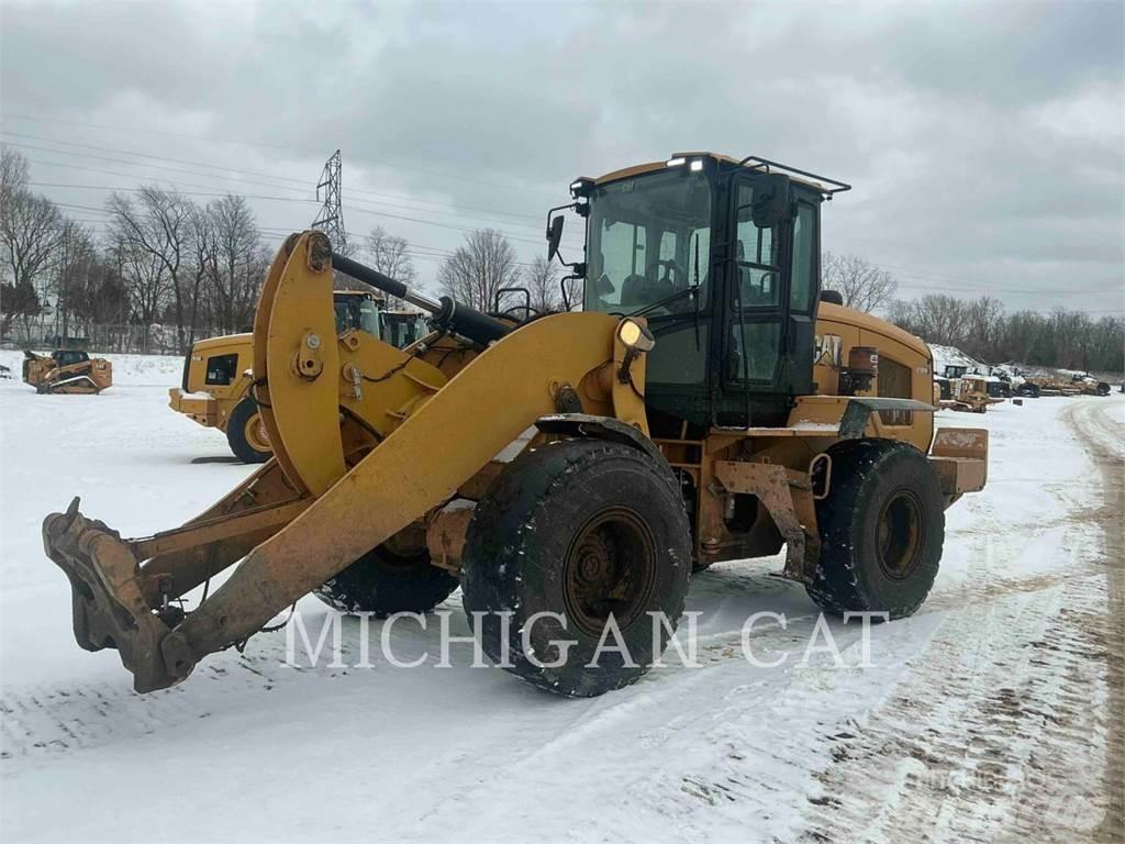 CAT 938M H3RQ Gumikerekes homlokrakodók
