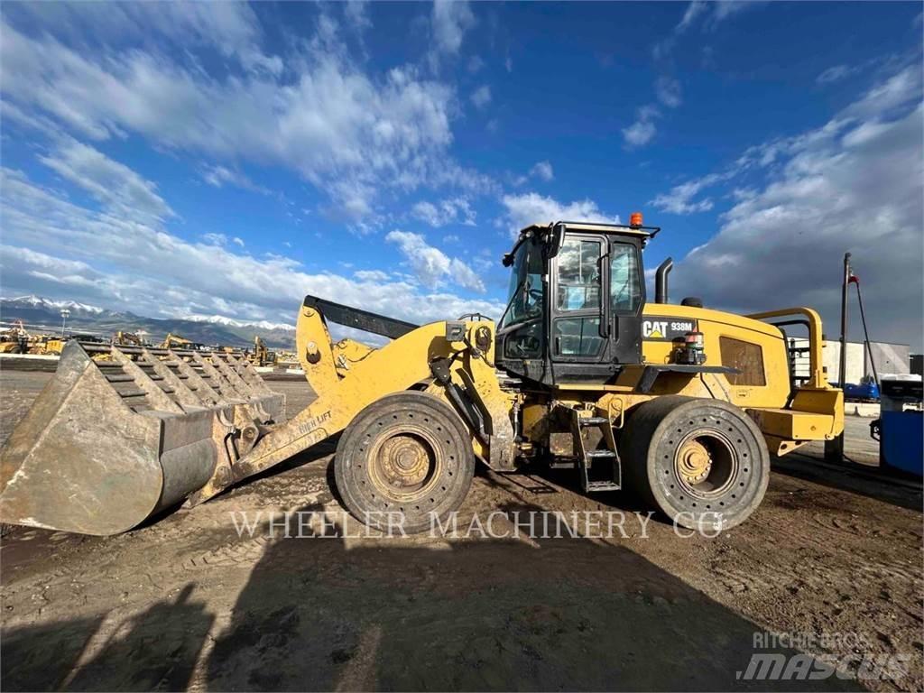 CAT 938M HL WS Gumikerekes homlokrakodók