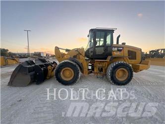 CAT 938M QC Gumikerekes homlokrakodók