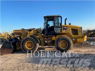 CAT 938M QC Gumikerekes homlokrakodók