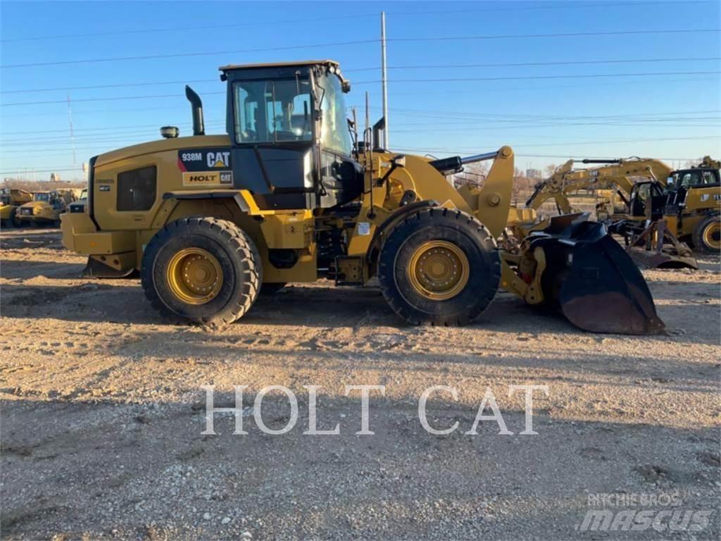 CAT 938M QC Gumikerekes homlokrakodók