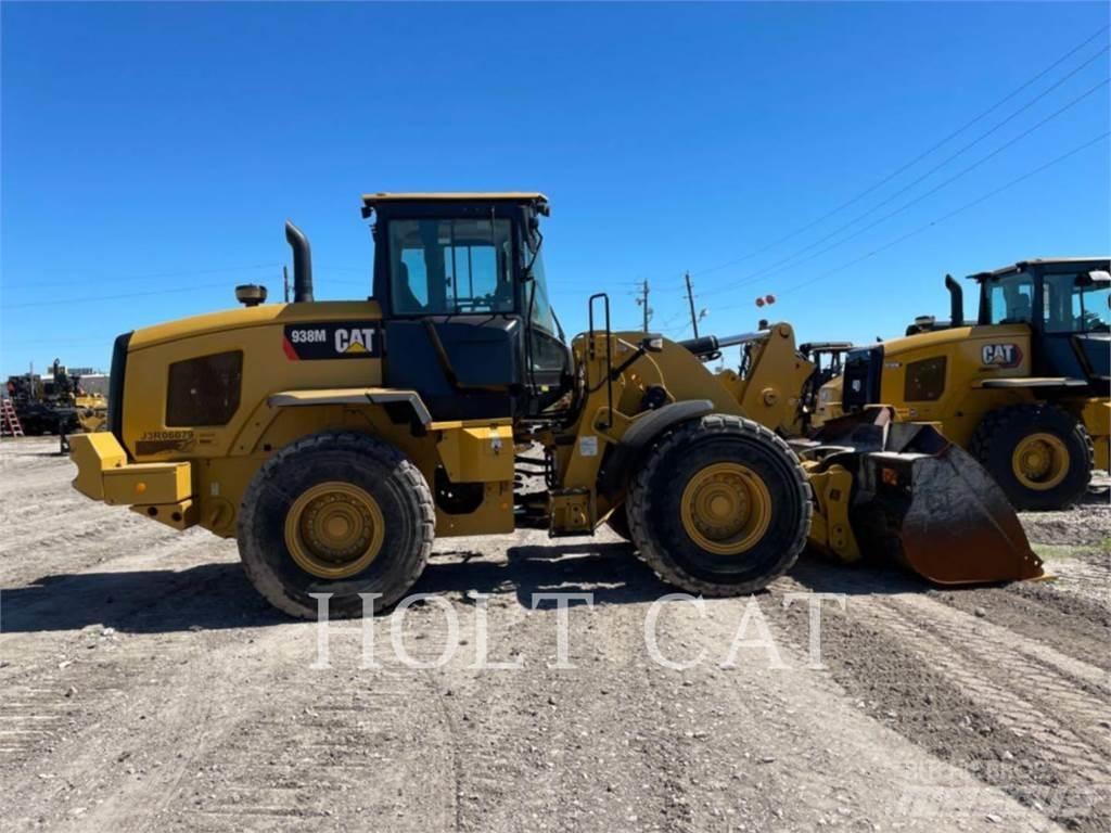 CAT 938M QC Gumikerekes homlokrakodók