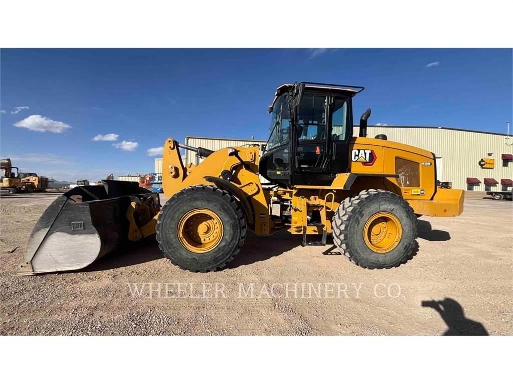 CAT 938M QC Gumikerekes homlokrakodók
