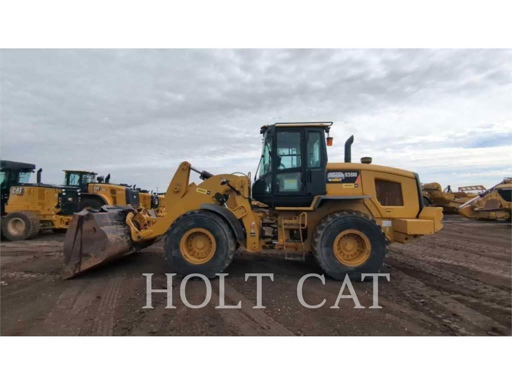 CAT 938M QC Gumikerekes homlokrakodók