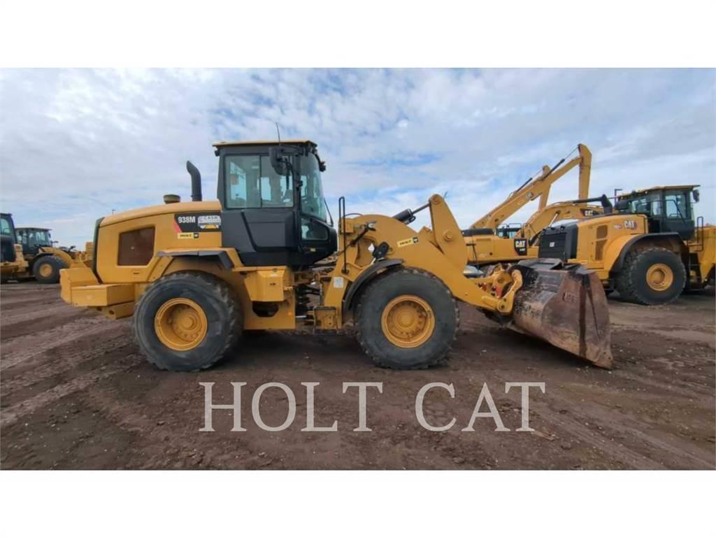 CAT 938M QC Gumikerekes homlokrakodók