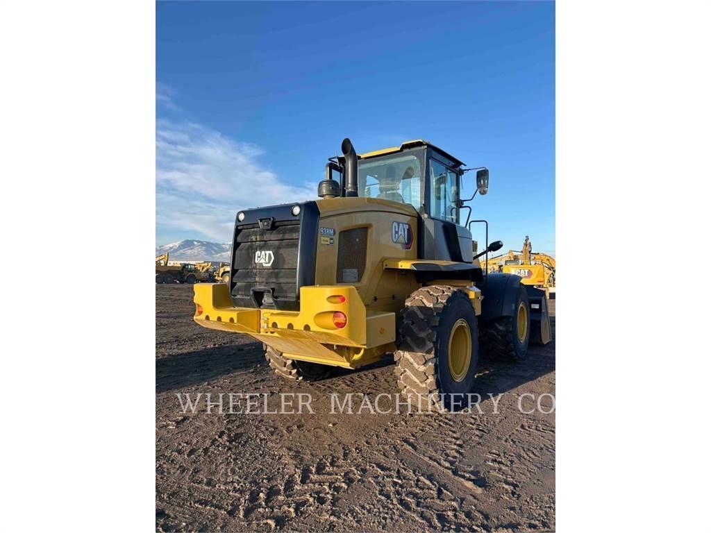 CAT 938M QC Gumikerekes homlokrakodók