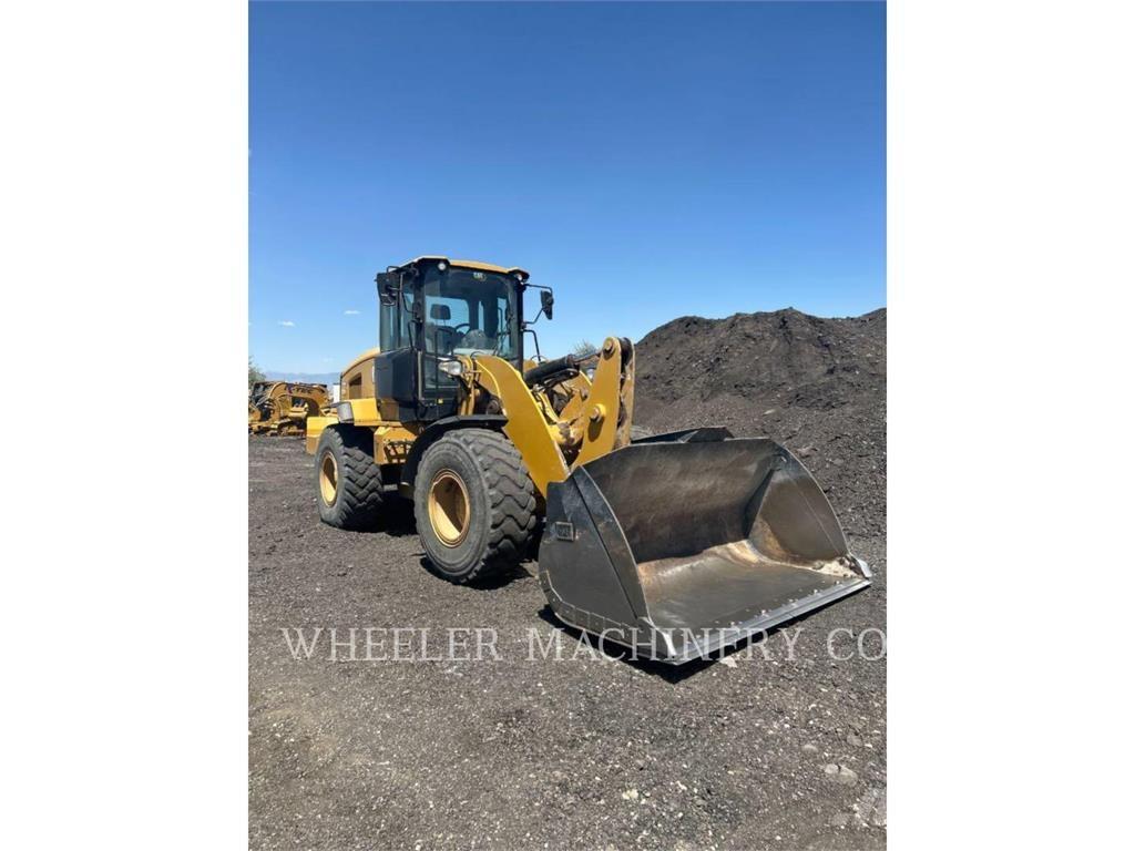 CAT 938M QC Gumikerekes homlokrakodók