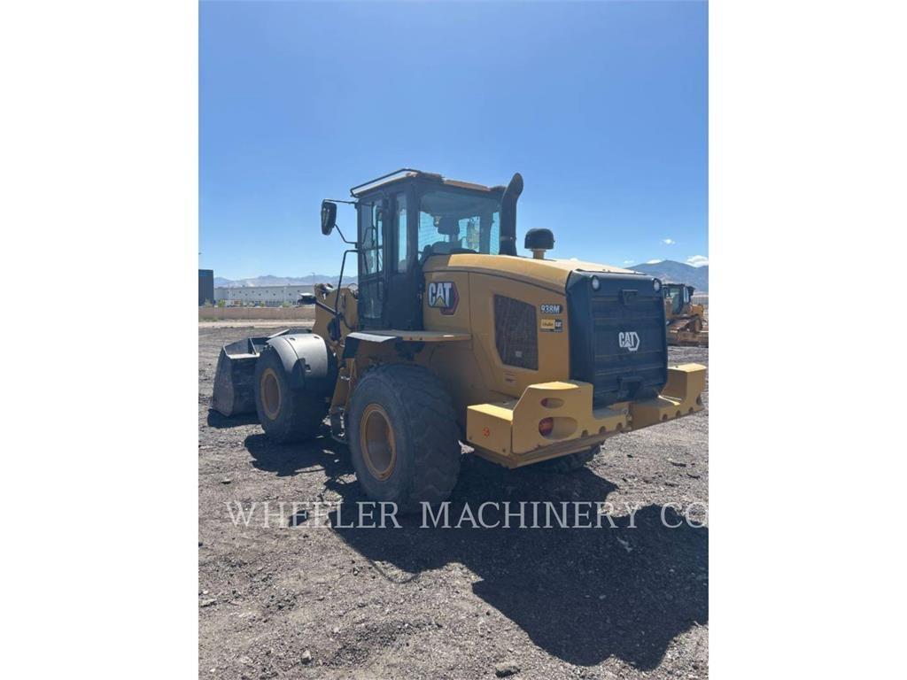 CAT 938M QC Gumikerekes homlokrakodók