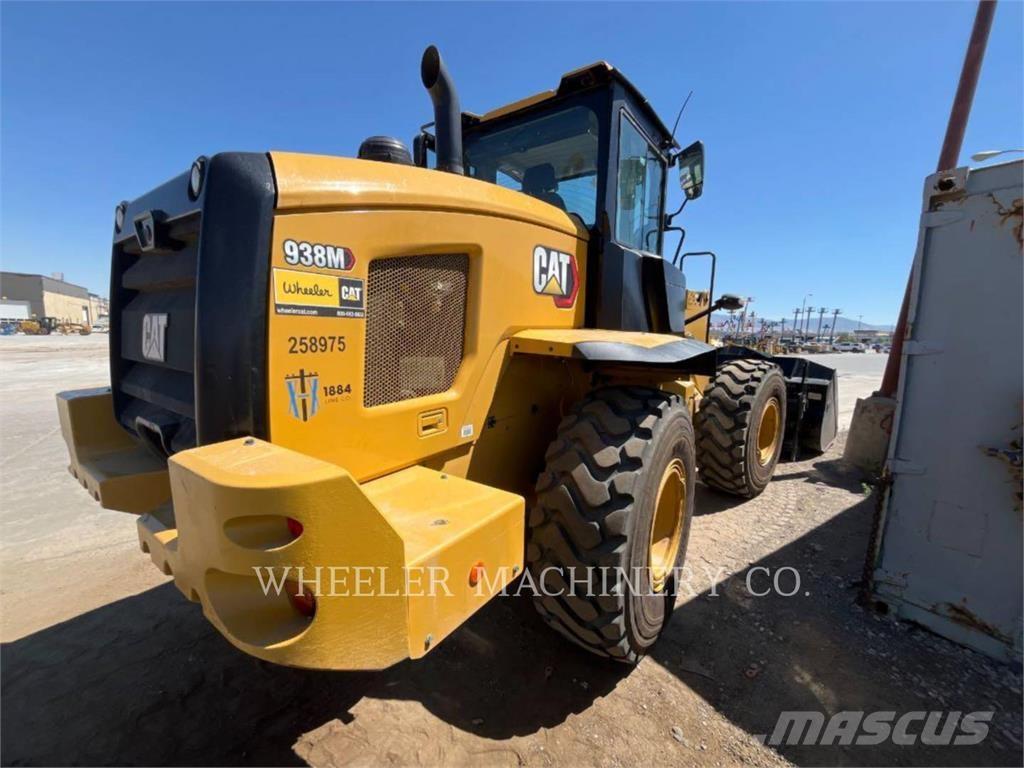 CAT 938M QC Gumikerekes homlokrakodók
