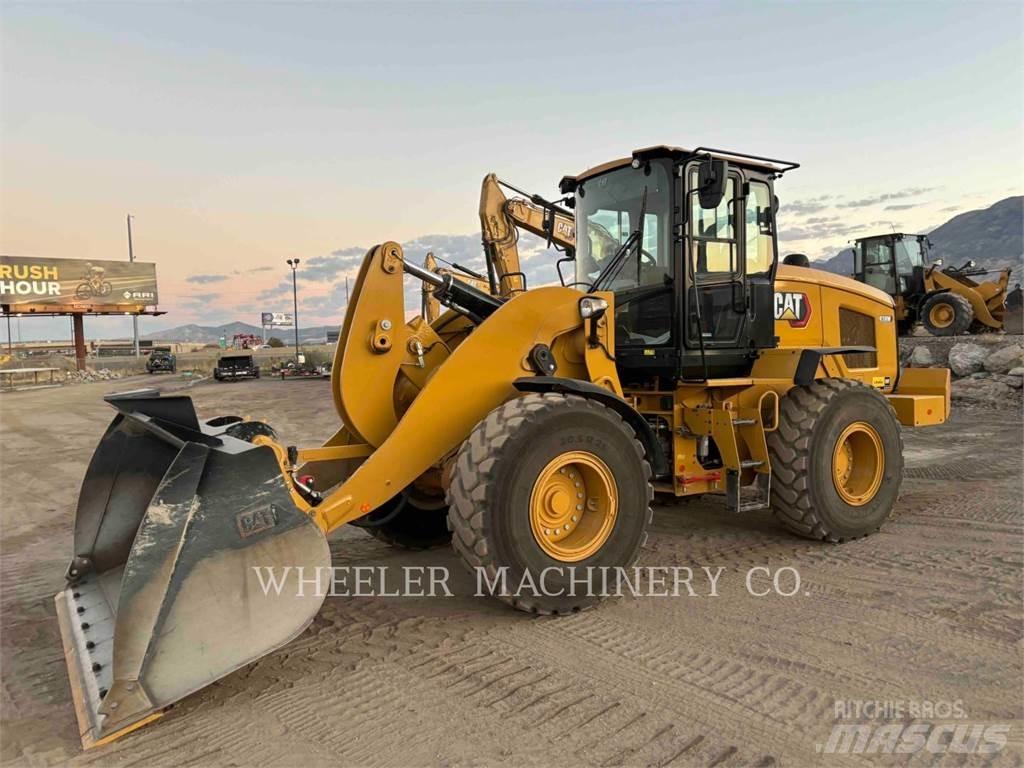 CAT 938M QC 3V Gumikerekes homlokrakodók