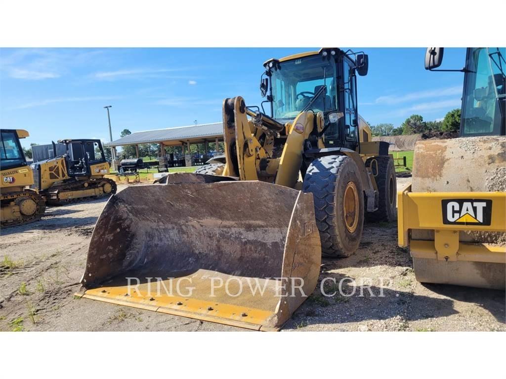 CAT 938MQC Gumikerekes homlokrakodók