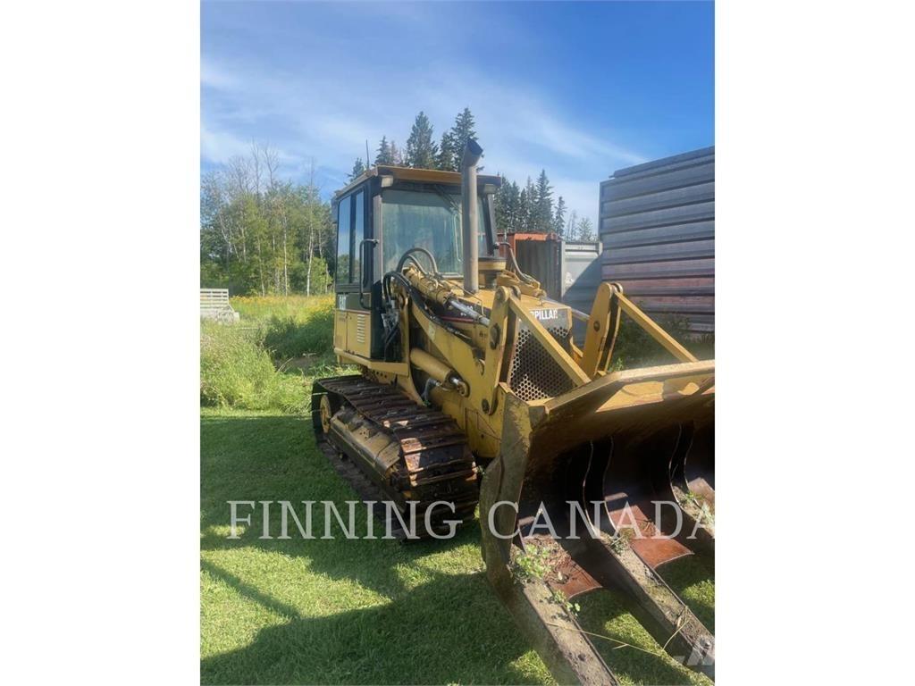 CAT 939C Gumikerekes homlokrakodók