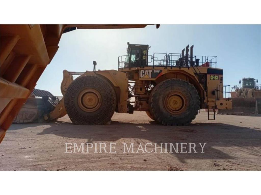 CAT 944F Gumikerekes homlokrakodók