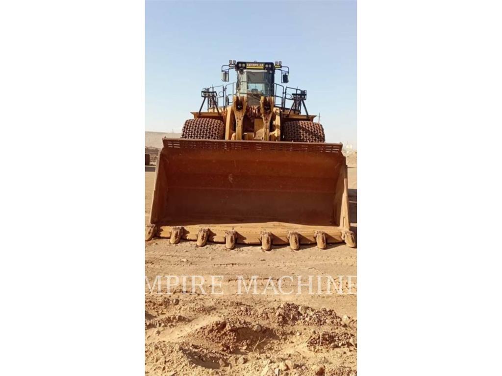 CAT 944H Gumikerekes homlokrakodók