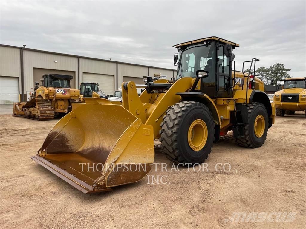 CAT 950 Gumikerekes homlokrakodók