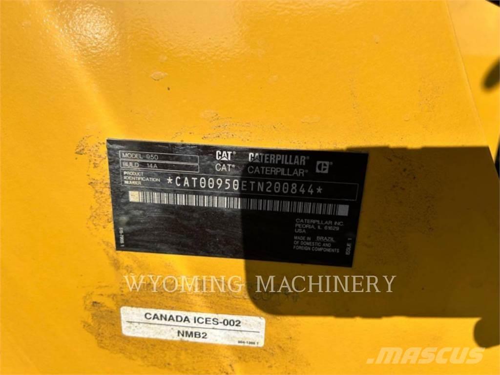 CAT 950 Gumikerekes homlokrakodók