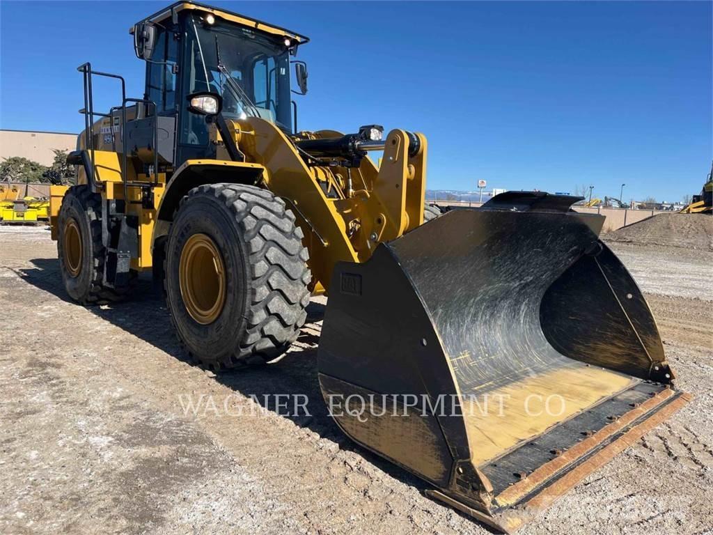 CAT 950 Gumikerekes homlokrakodók