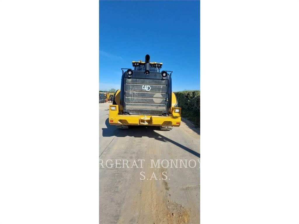 CAT 950 Gumikerekes homlokrakodók
