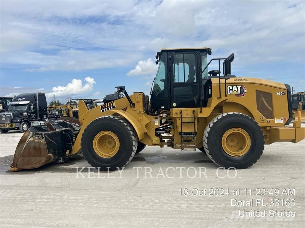 CAT 950 GC Gumikerekes homlokrakodók