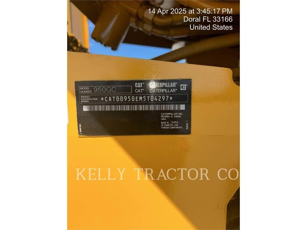 CAT 950 GC Gumikerekes homlokrakodók