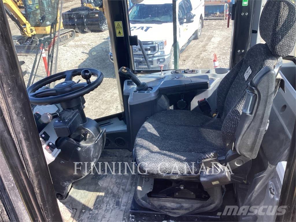 CAT 950 GC Gumikerekes homlokrakodók