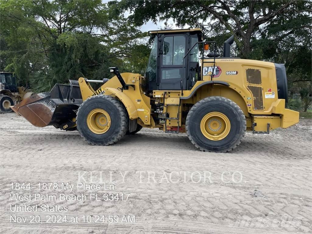 CAT 950 M Gumikerekes homlokrakodók