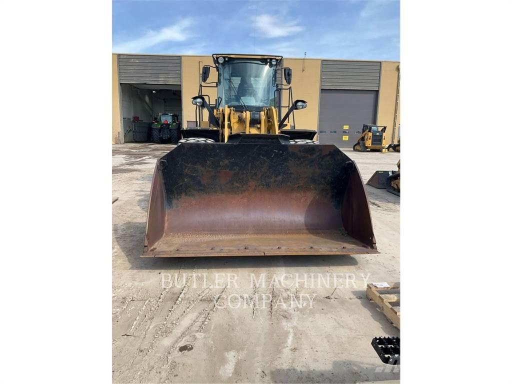 CAT 950 M Gumikerekes homlokrakodók
